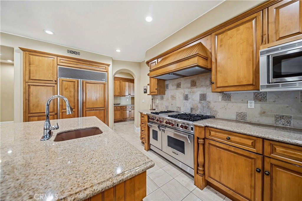 5010 Serena Property Photo 32