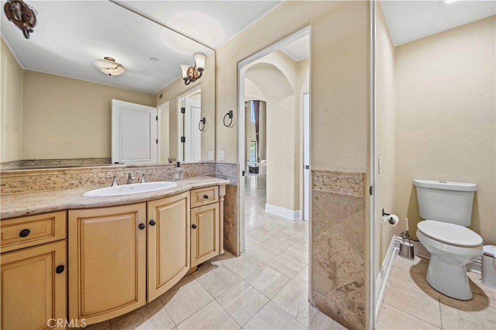5010 Serena Property Photo 36