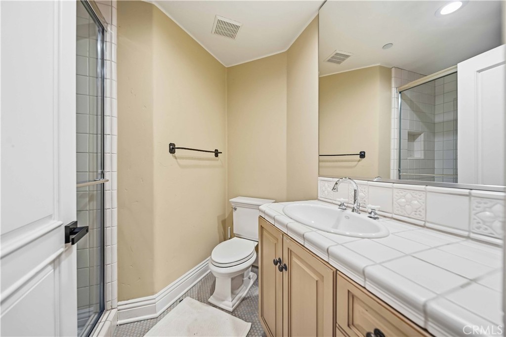 5010 Serena Property Photo 37