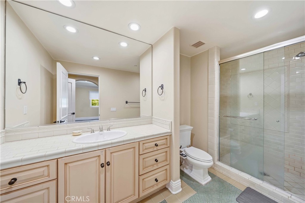5010 Serena Property Photo 52