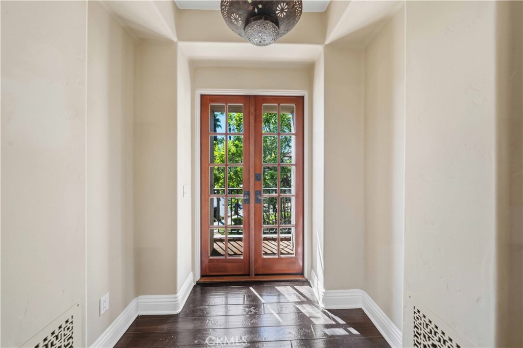 5010 Serena Property Photo 53