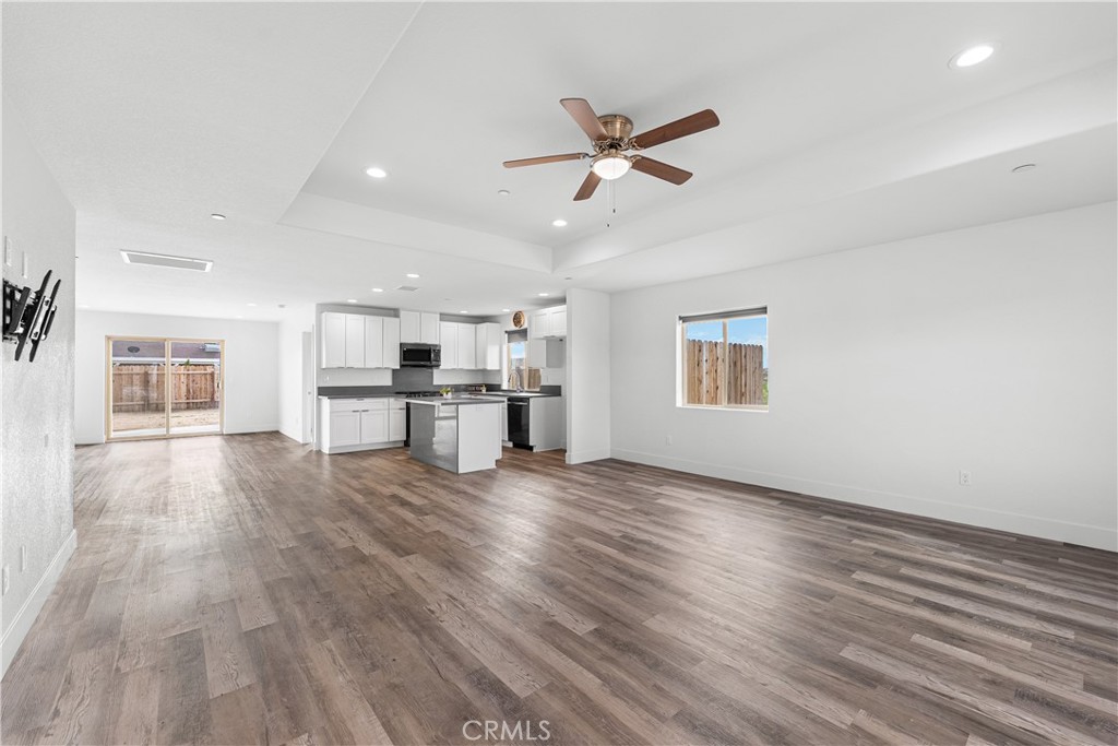 7270 Poppy Property Photo 6