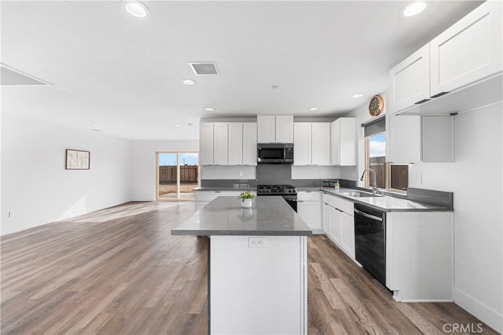 7270 Poppy Property Photo 12