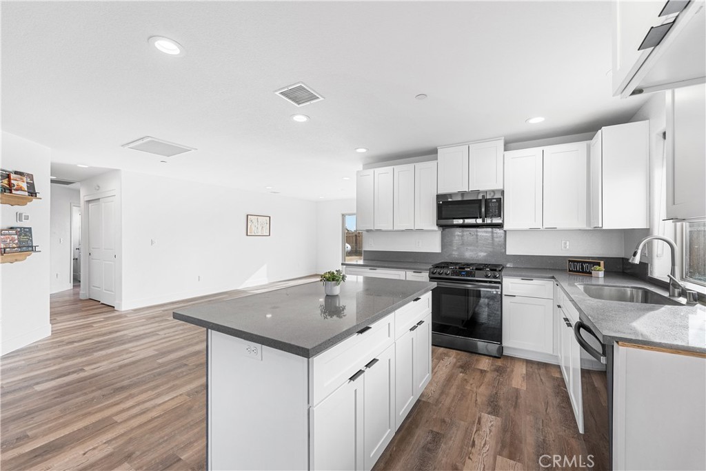 7270 Poppy Property Photo 14