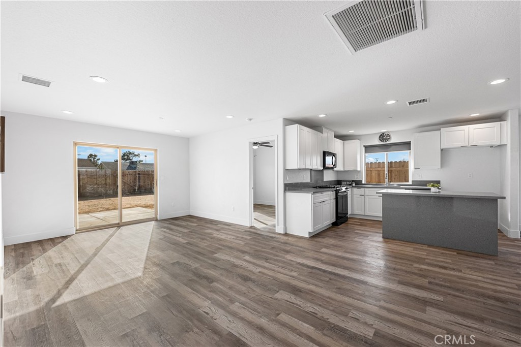 7270 Poppy Property Photo 22