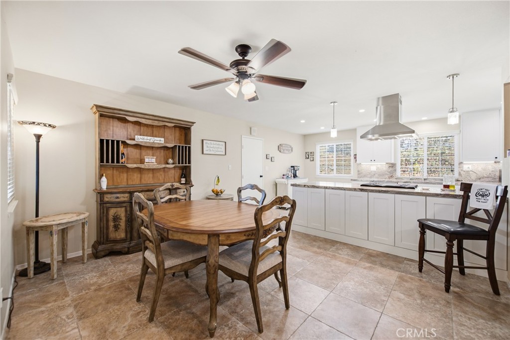 856 Moffatt Circle Property Photo 15