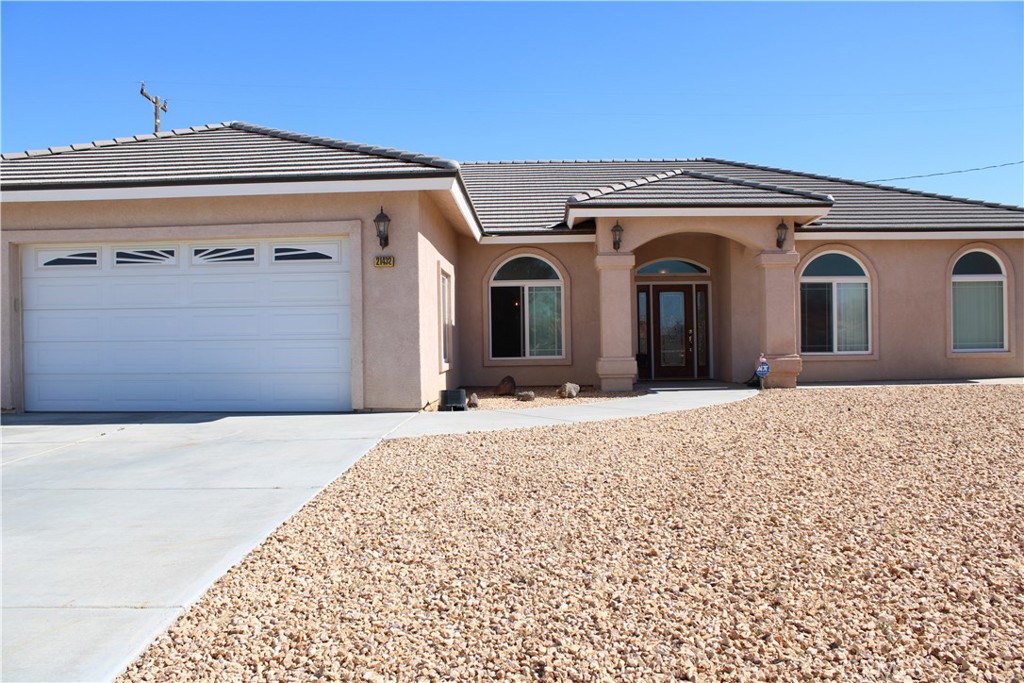 21432 Hector Court Property Photo 2