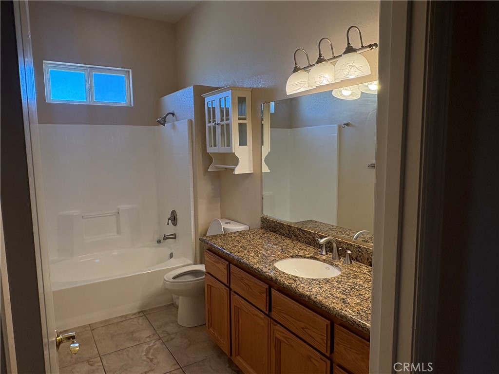 21432 Hector Court Property Photo 10