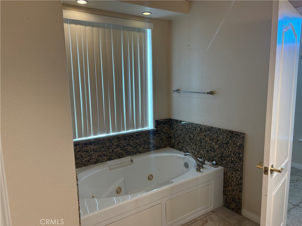 21432 Hector Court Property Photo 23