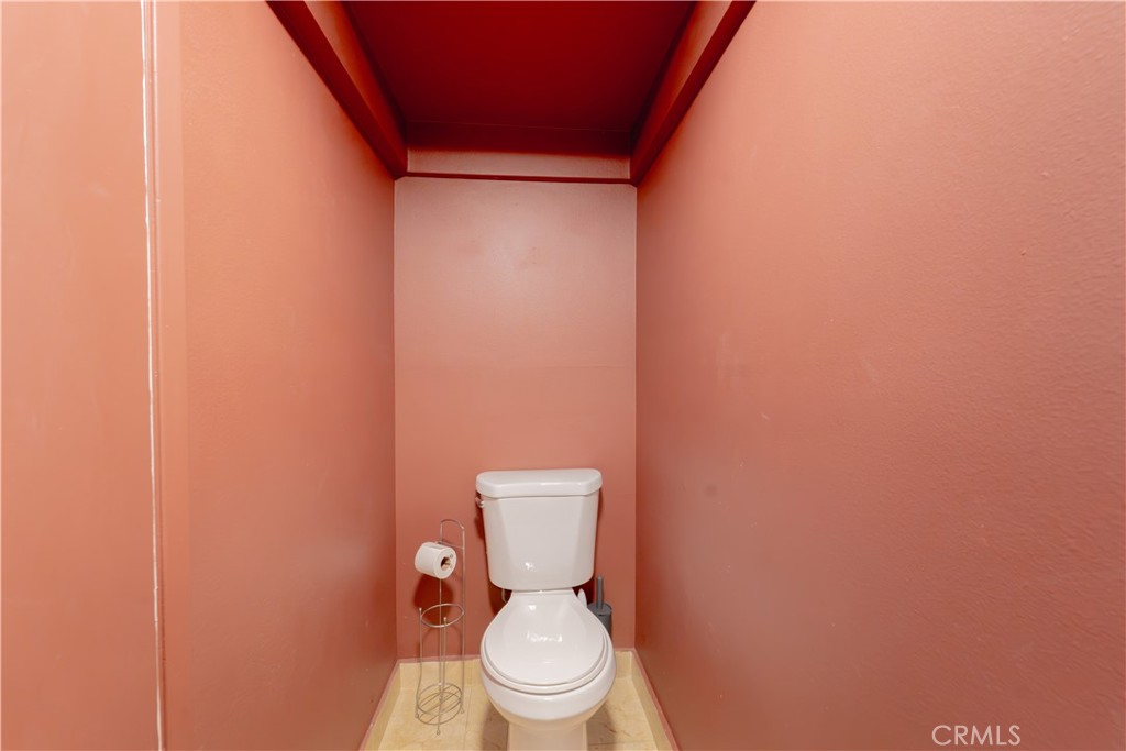 8516 Cadillac Avenue 8 Property Photo 24