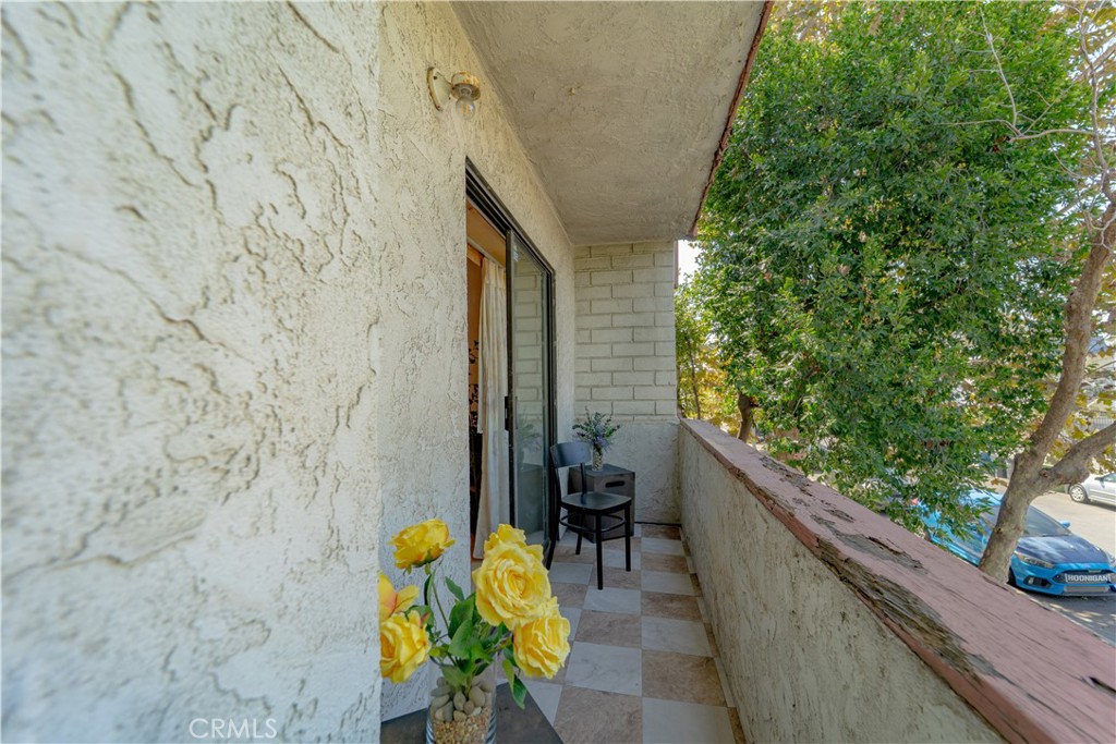 8516 Cadillac Avenue 8 Property Photo 25