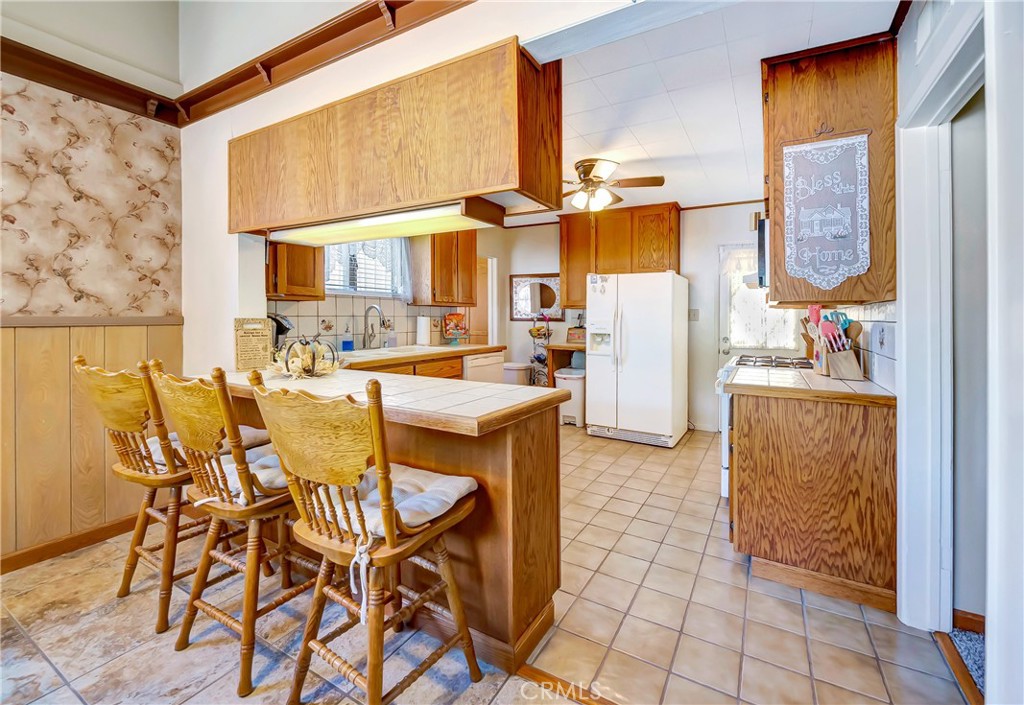 2561 W Avenue K Property Photo 10
