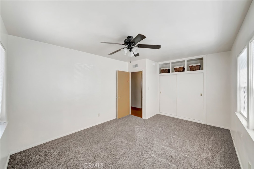 2561 W Avenue K Property Photo 33