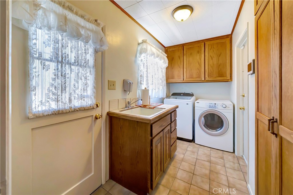 2561 W Avenue K Property Photo 47