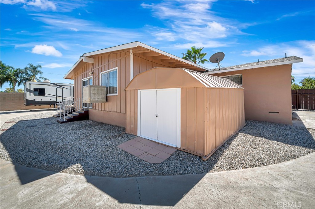 2561 W Avenue K Property Photo 61