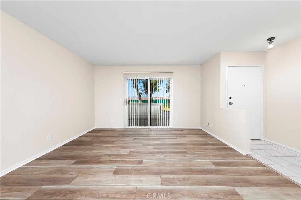 21309 Eucalyptus Way 101 Property Photo 4