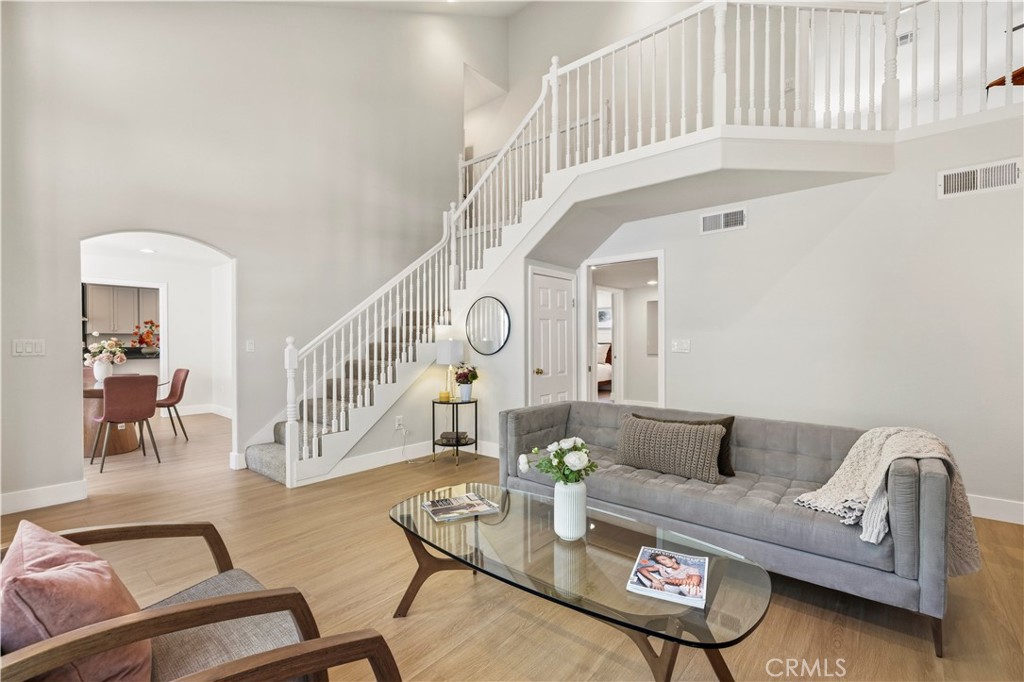 28628 Applewood Lane Property Photo 13