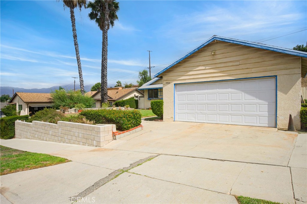 10928 Jamie Property Photo 1
