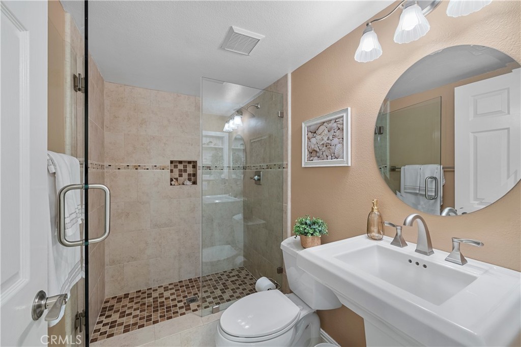 24521 Skyridge Drive Property Photo 29