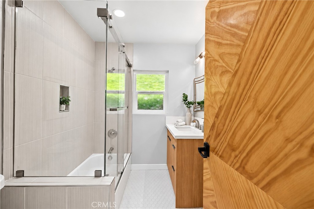1406 Fairfield Street Property Photo 20