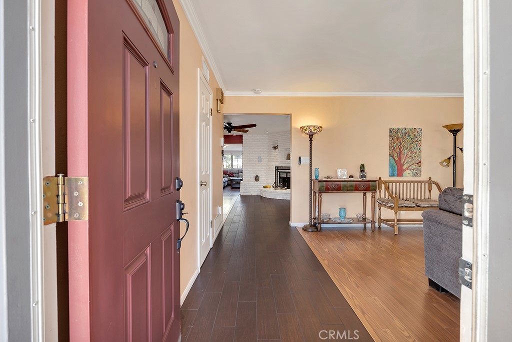 6646 Berquist Property Photo 3