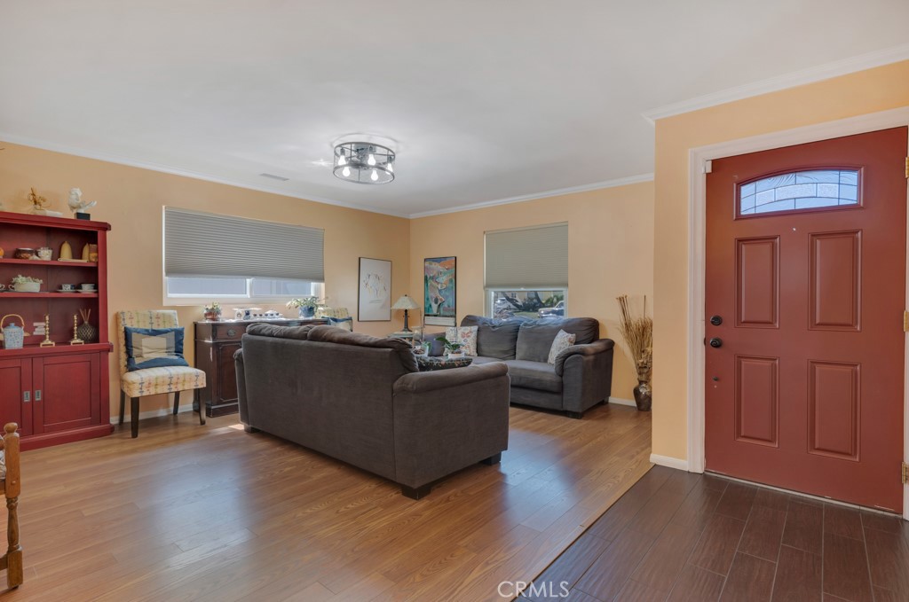 6646 Berquist Property Photo 4