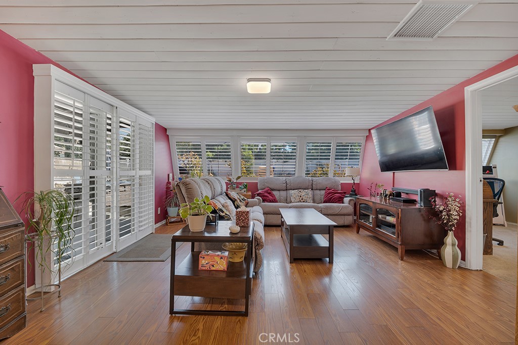 6646 Berquist Property Photo 14