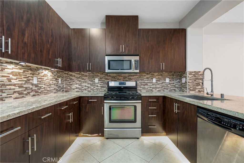 629 Forest Park Property Photo 10