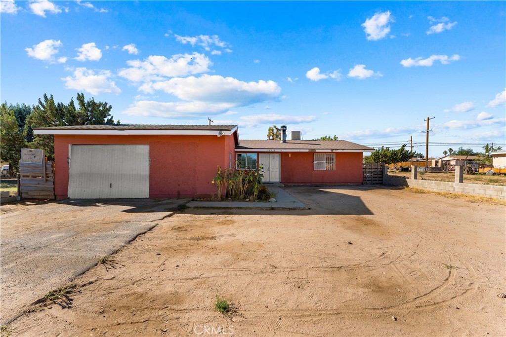 16227 Juniper Property Photo 1
