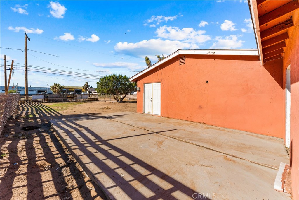 16227 Juniper Property Photo 12
