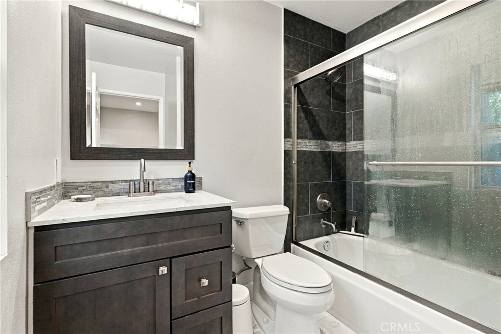 24574 Overland Drive Property Photo 21