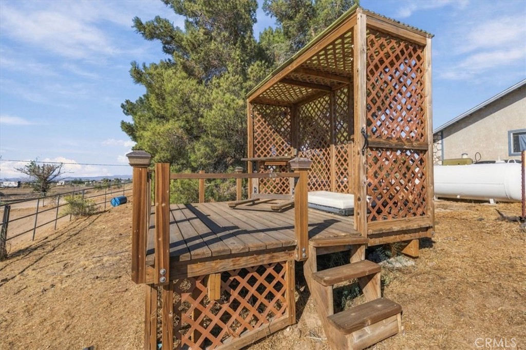 6433 Sunnyslope Road Property Photo 41
