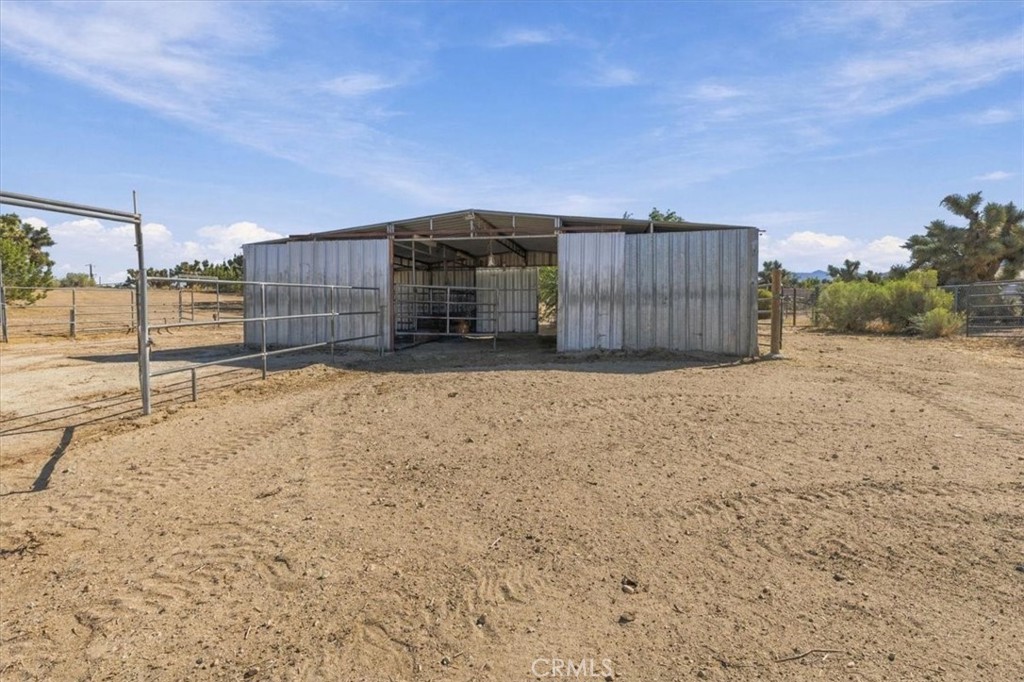 6433 Sunnyslope Road Property Photo 48