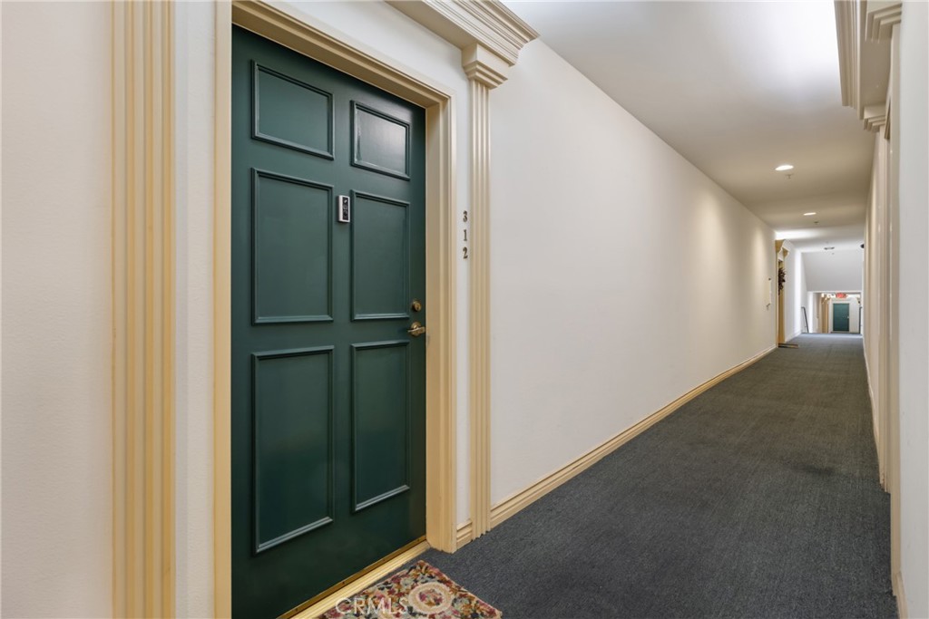 17809 Halsted 312 Property Photo 9