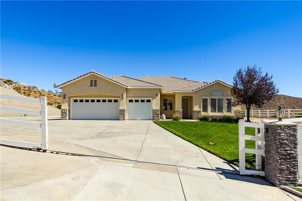 34412 Desert Property Photo 3