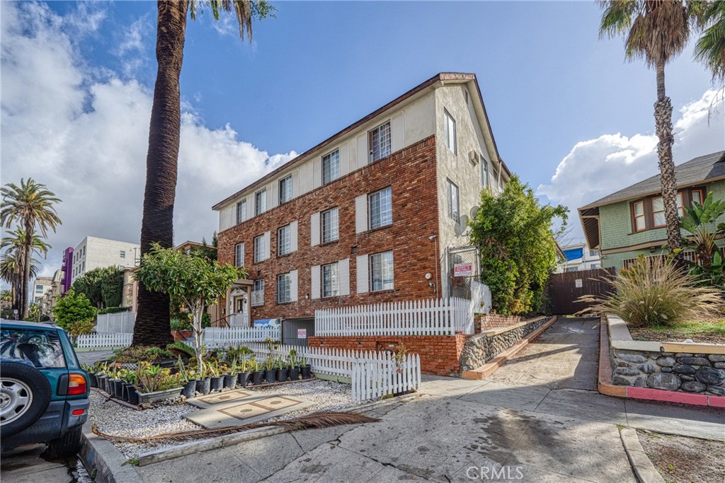 248 S Occidental Property Photo 2