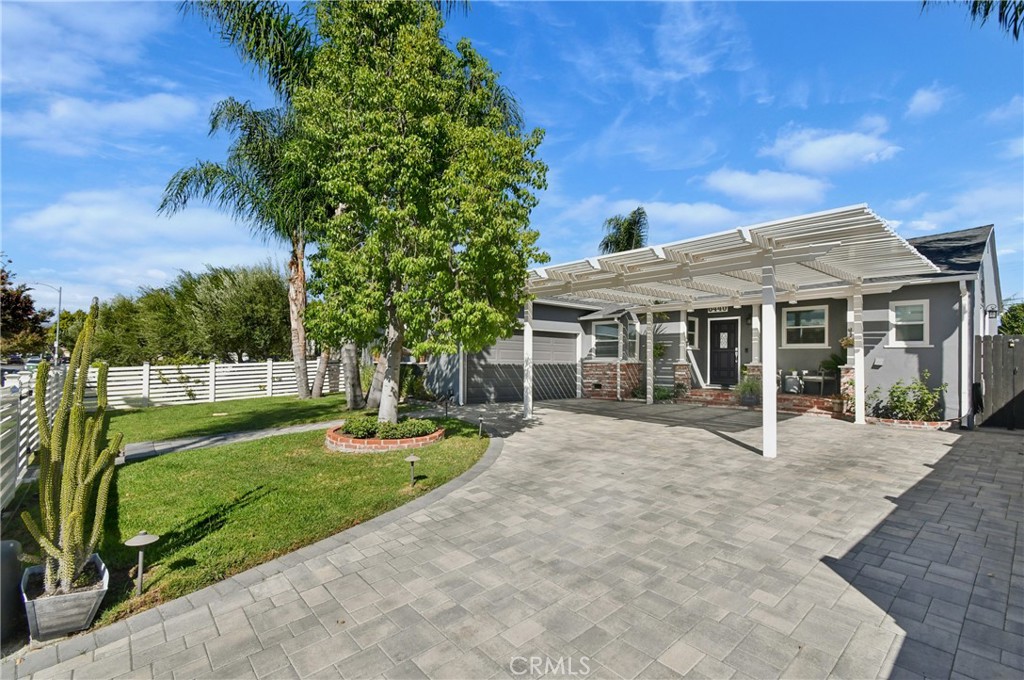 6440 Hanna Avenue Property Photo 2