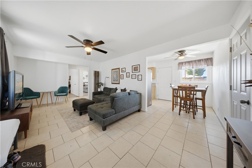 27048 Cote Property Photo 4