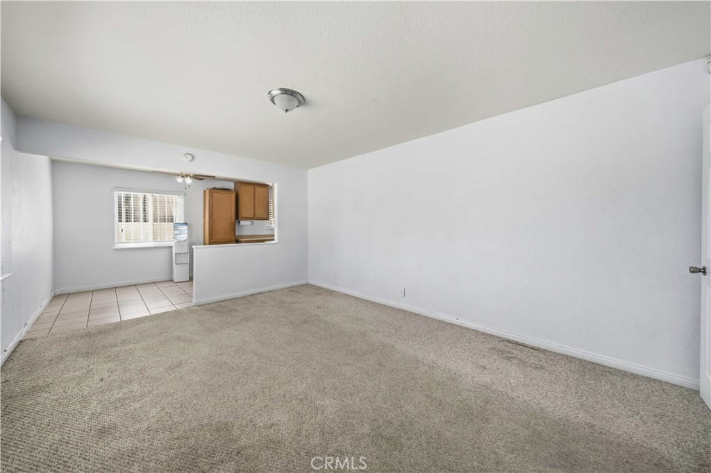 44745 6th E Property Photo 4