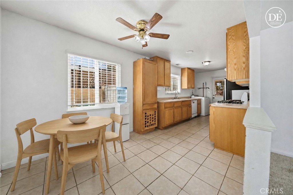 44745 6th E Property Photo 9