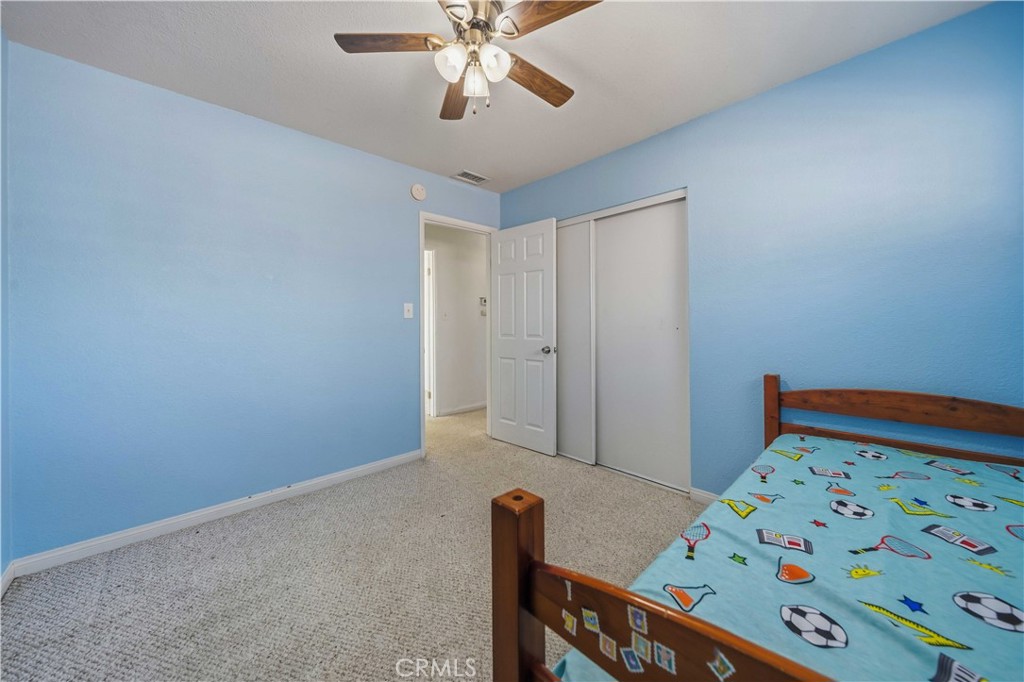 44745 6th E Property Photo 19