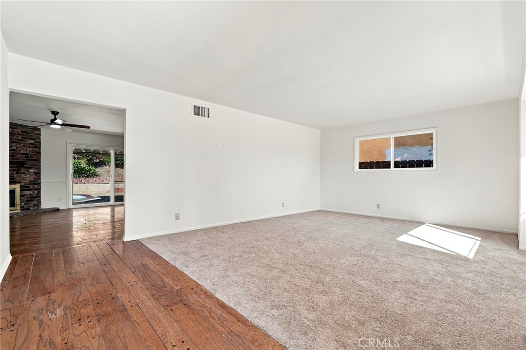 24107 Highlander Property Photo 6