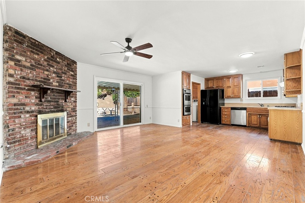 24107 Highlander Property Photo 8
