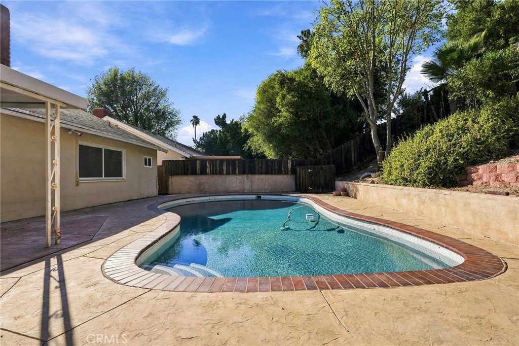 24107 Highlander Property Photo 24