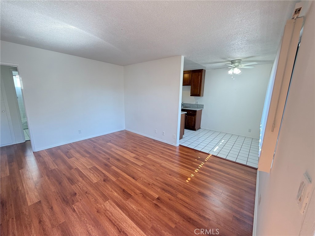 1808 10th Street E Property Photo 3