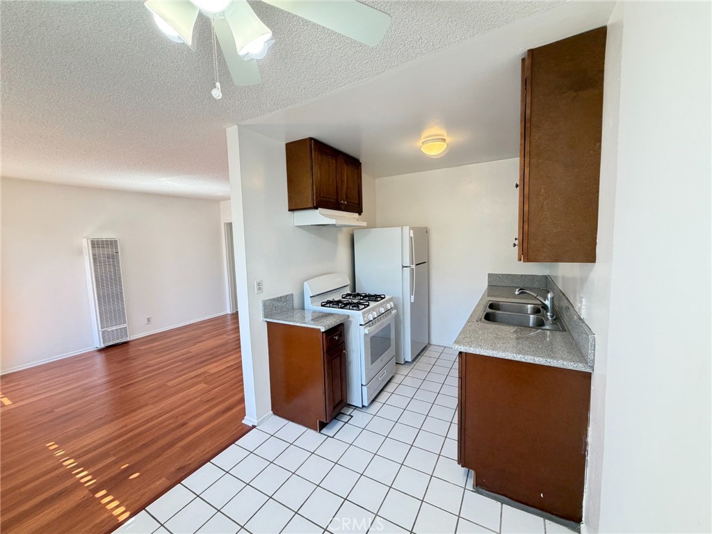 1808 10th Street E Property Photo 9