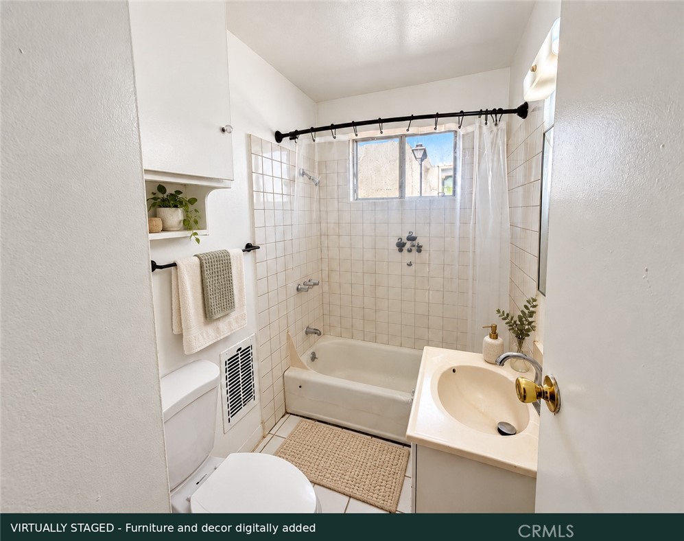 1808 10th Street E Property Photo 15