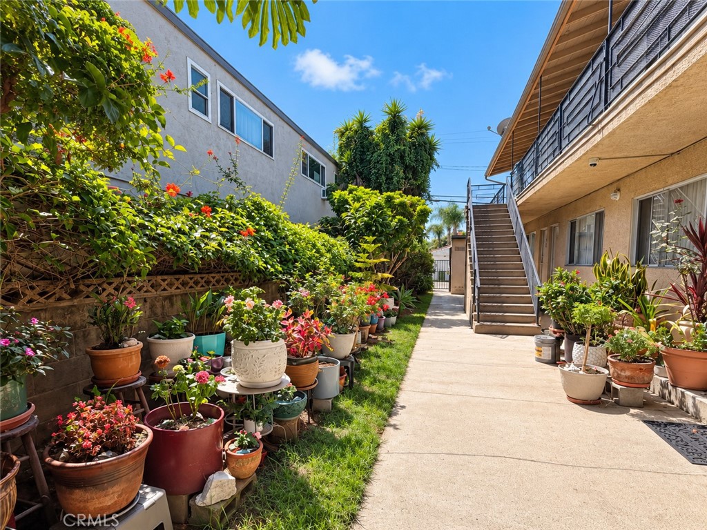 1808 10th Street E Property Photo 18