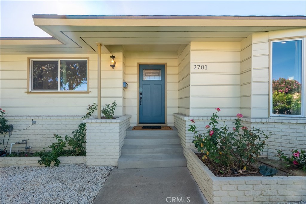 2701 Arlington Avenue Property Photo 1