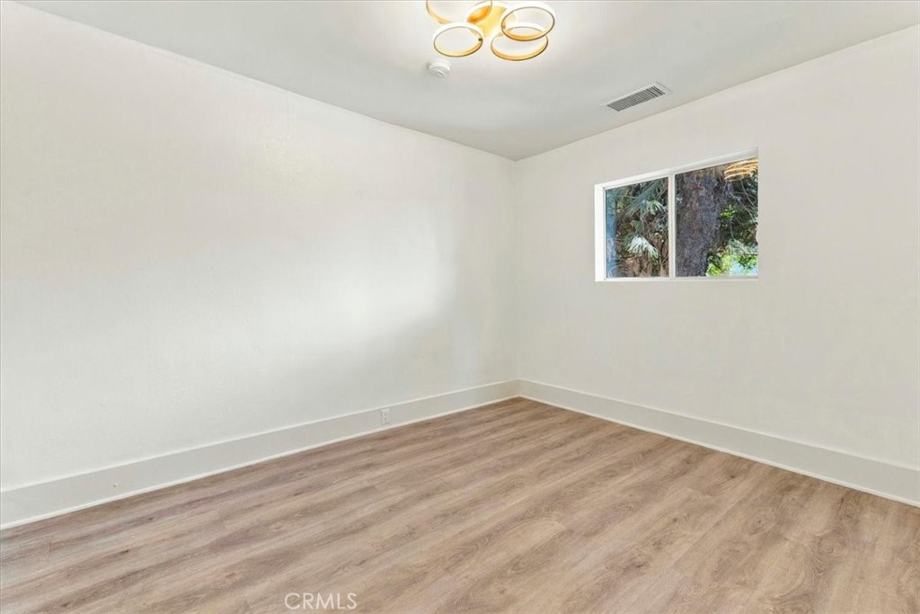 1429 N Bronson Ave Property Photo 12